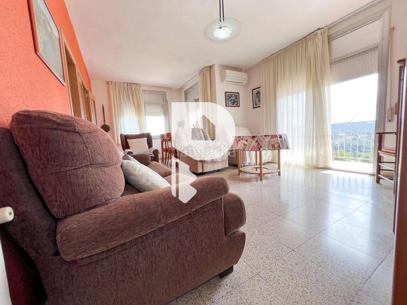 Foto ed780d19-4d3c-4f94-8125-bea28e3dbdde. Casa amb calefacció aparcament piscina a Vallirana