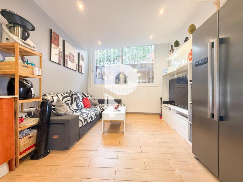 Foto 8cff9e1b-6466-4e84-8087-7648514556f2. Piano terra con riscaldamento in Roses-Castellbell Sant Feliu de Llobregat