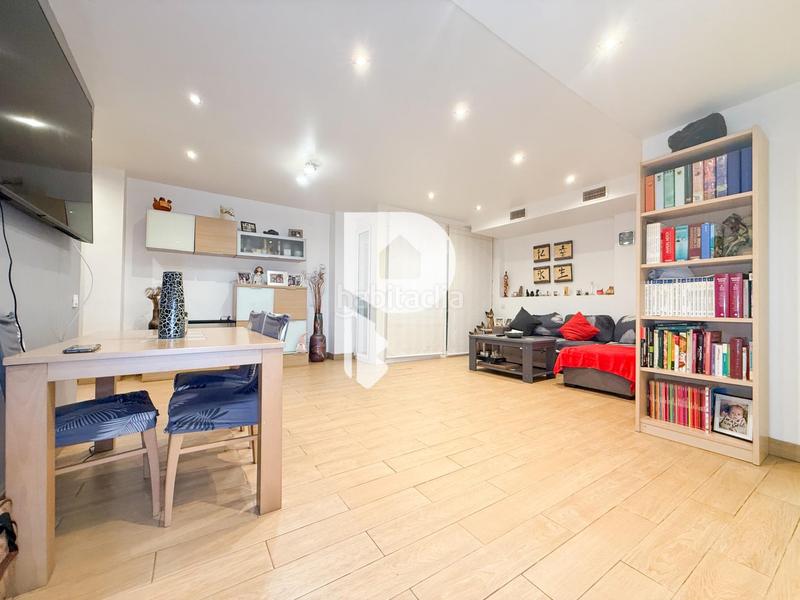 Foto ad44f8b0-d9f3-4e87-8da4-98bf001afe89. Piano terra con riscaldamento in Roses-Castellbell Sant Feliu de Llobregat