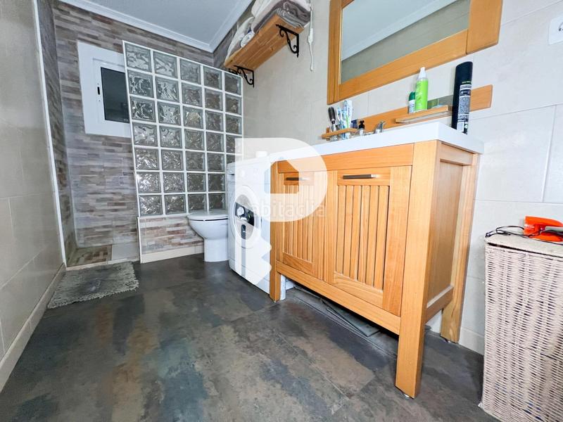 Foto c128501a-9681-486c-afaf-1a6e70f44852. Maison avec chauffage parking piscine dans Cervelló