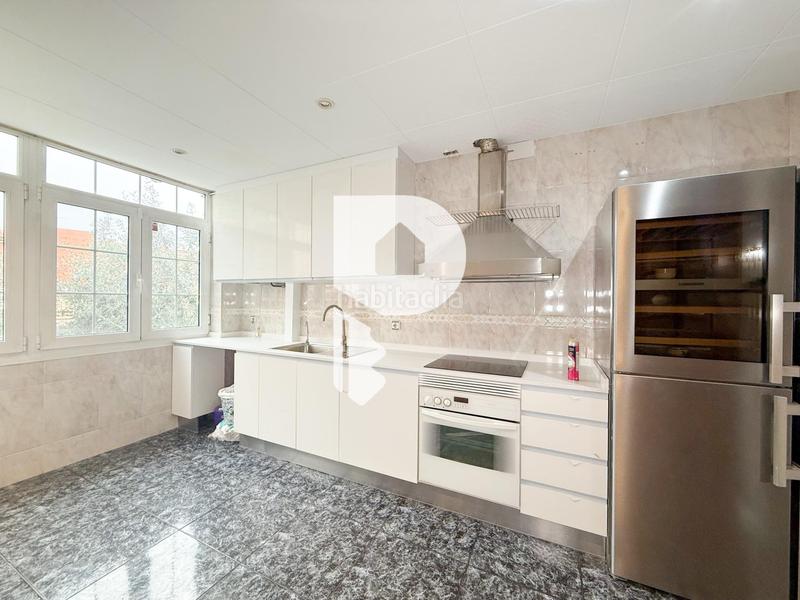 Foto 0432ea0d-18ca-471f-b42f-8b51a9b65934. Appartement avec chauffage dans Sant Vicenç dels Horts