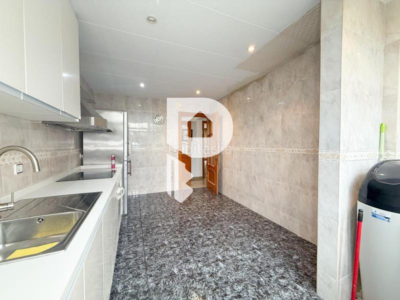 Foto 121cd319-26c6-4a40-bca4-119e76cb2f25. Appartement avec chauffage dans Sant Vicenç dels Horts