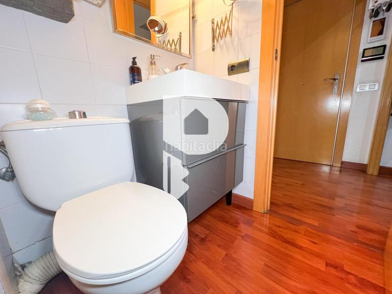 Foto 150bf106-dab2-4570-840a-d69349bb8464. Casa amb calefacció aparcament a Centre Sant Boi de Llobregat