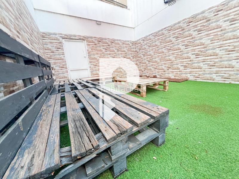 Foto 3f7fccdc-f4e1-49f5-89c4-98b5f3460d40. Casa amb calefacció aparcament a Centre Sant Boi de Llobregat