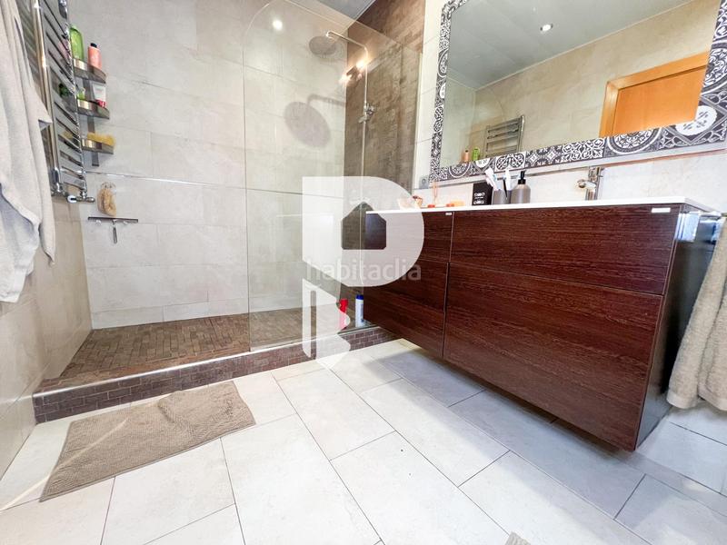 Foto 826fc27a-de58-4082-9e0f-ddc229519bf8. Casa amb calefacció aparcament a Centre Sant Boi de Llobregat