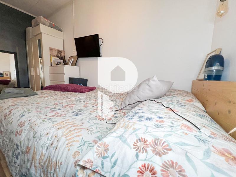 Foto 98d766d7-2793-4319-9f86-56b907560395. Casa amb calefacció aparcament a Centre Sant Boi de Llobregat