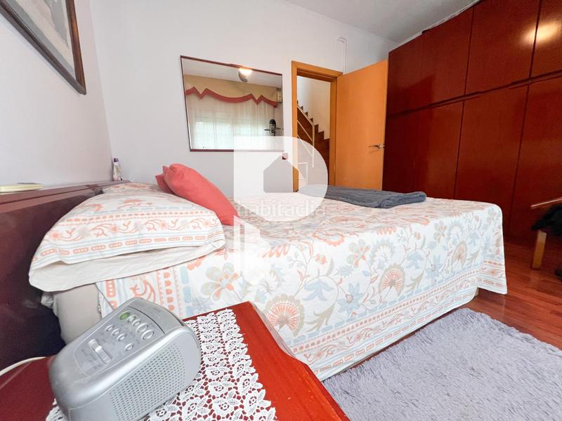 Foto c83c7aa2-b865-4b3d-ba60-46c674681cba. Casa amb calefacció aparcament a Centre Sant Boi de Llobregat