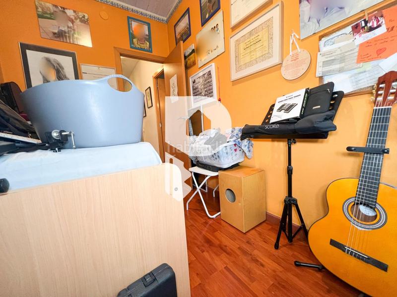 Foto db73ddc1-e97d-4a3e-935c-673650813bb3. Casa amb calefacció aparcament a Centre Sant Boi de Llobregat