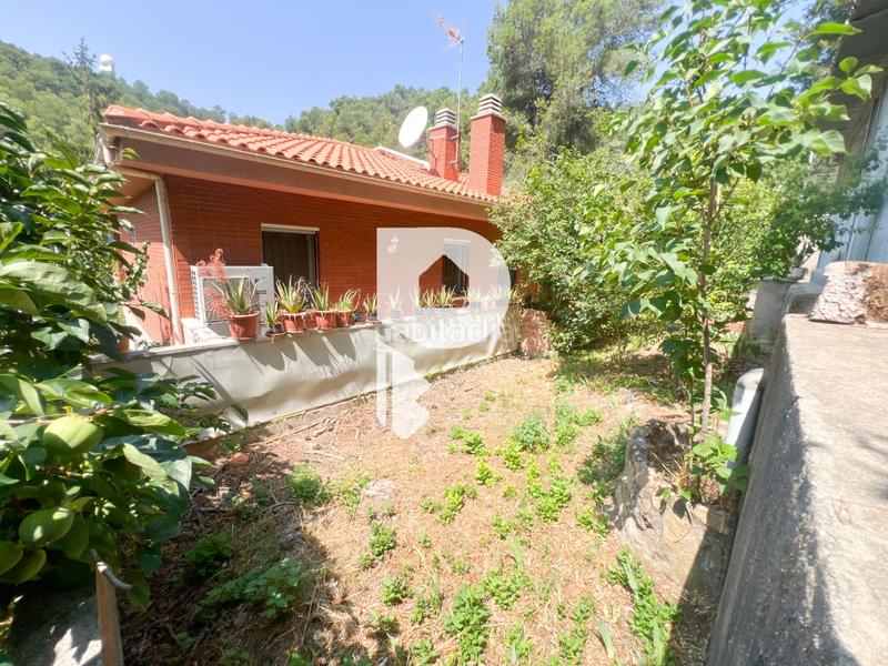 Foto 18d27fea-f23a-492d-ab2c-15cc40bf0b3b. Maison dans Vallirana 08759 dans Vallirana