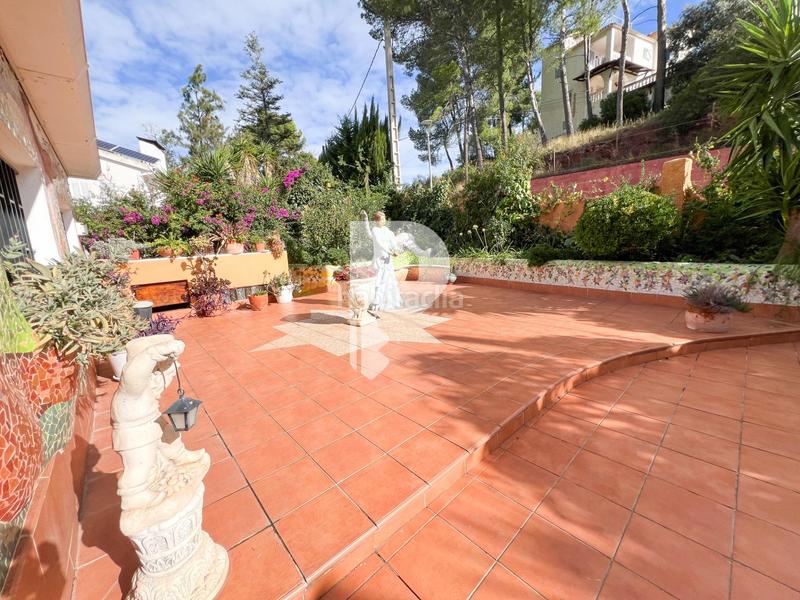 Foto 3b66820a-f513-4344-bbf2-99a2587f0613. Haus mit heizung parking pool in Cervelló