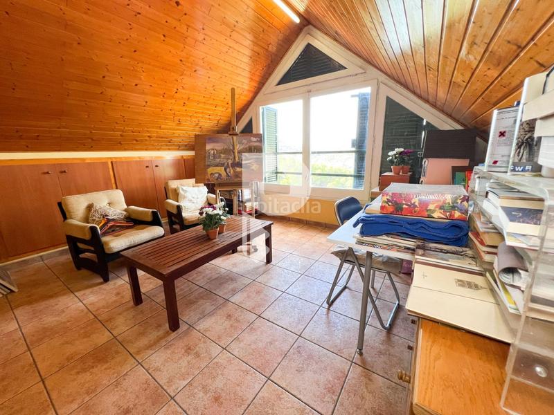 Foto a5b4673c-775a-4fd2-b5cc-5fb0df10a804. Haus mit heizung parking pool in Cervelló