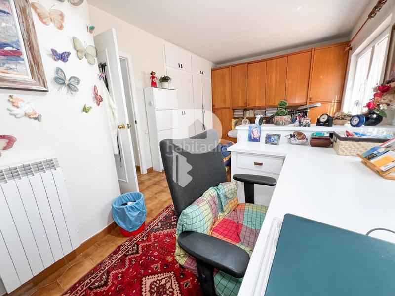 Foto e4eebe0e-8bc0-4e06-8aa0-d55721c1c8bb. Haus mit heizung parking pool in Cervelló