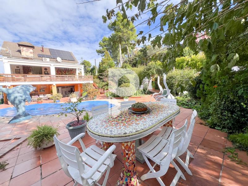 Foto f191baf8-7b37-4791-90fd-b29189dcf472. Haus mit heizung parking pool in Cervelló