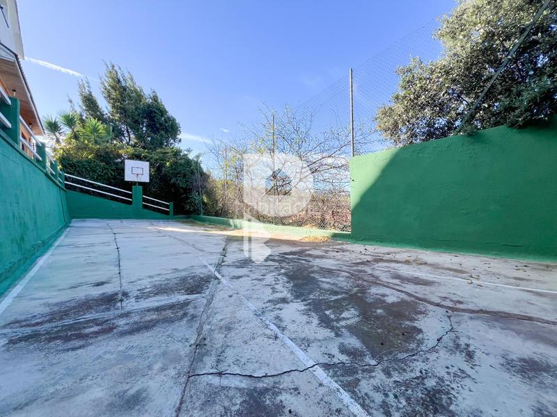 Foto f3bf254b-eed7-4012-95cb-124837e15404. Haus mit heizung parking pool in Cervelló