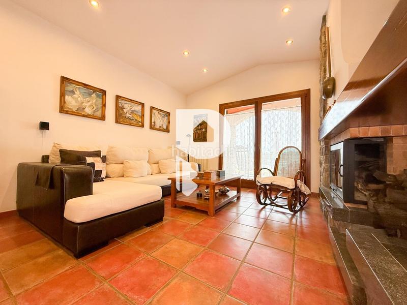 Foto 582e997a-857c-4c6c-ad79-9554fd9e26a7. Chalet with parking in Sant Muç Rubí