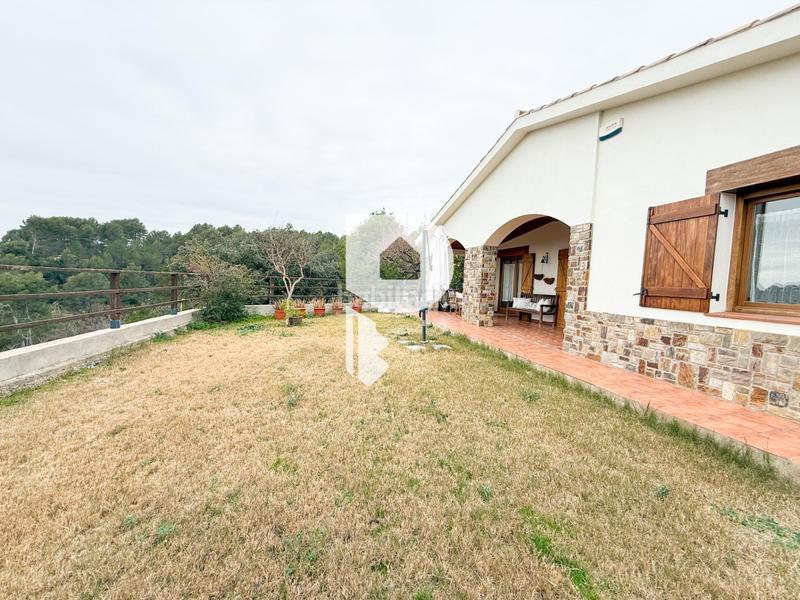 Foto 5d2d60e9-3976-45f0-9e61-1d645270fc55. Chalet with parking in Sant Muç Rubí