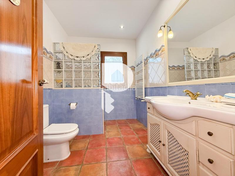 Foto 921bb7e7-c80e-40cd-983a-3b8d441c5578. Chalet with parking in Sant Muç Rubí