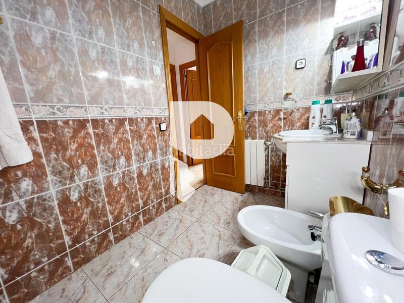 Foto 0f8d600b-f31d-4fea-8aaa-96d7d68545bf. Casa con riscaldamento parcheggio in Abrera