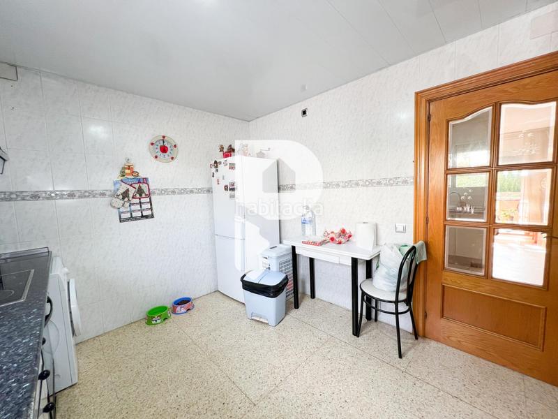 Foto 210f3dbf-5e37-4b4b-8f16-451c52d56a55. Casa con riscaldamento parcheggio in Abrera