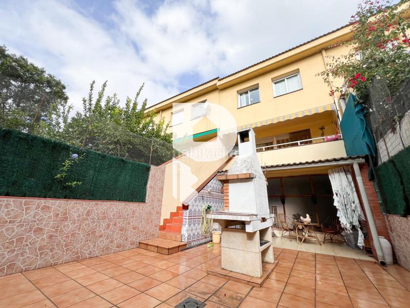 Foto 45f92987-fd52-4079-bfcf-631c14586aea. Casa con riscaldamento parcheggio in Abrera