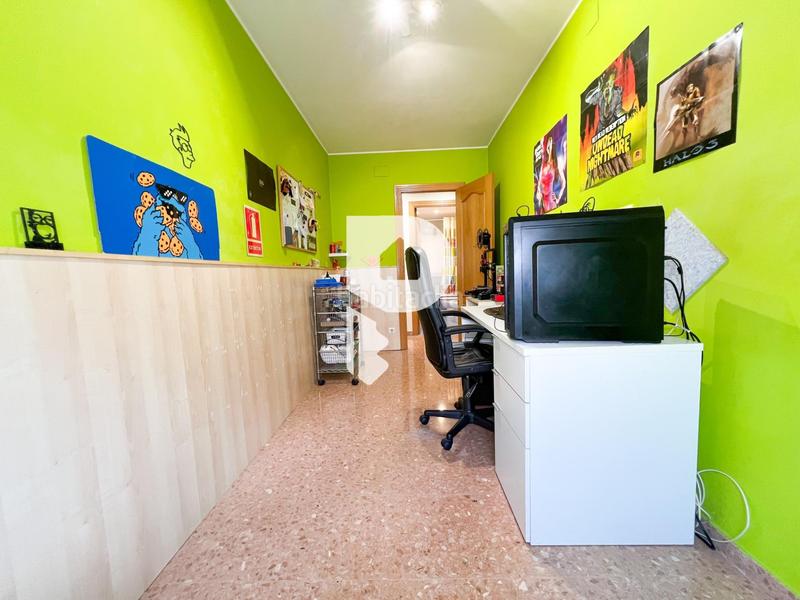 Foto 020b604e-bf36-485d-a631-4f1ac4c8e888. Piso  en el centro con parking en Cervelló