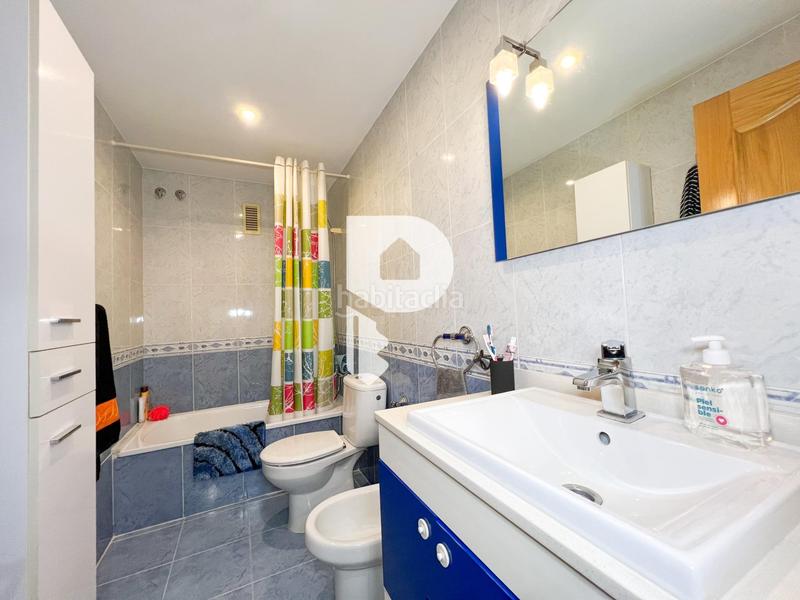 Foto 0a295f9c-b512-4932-b1c1-a77afdc53164. Piso  en el centro con parking en Cervelló