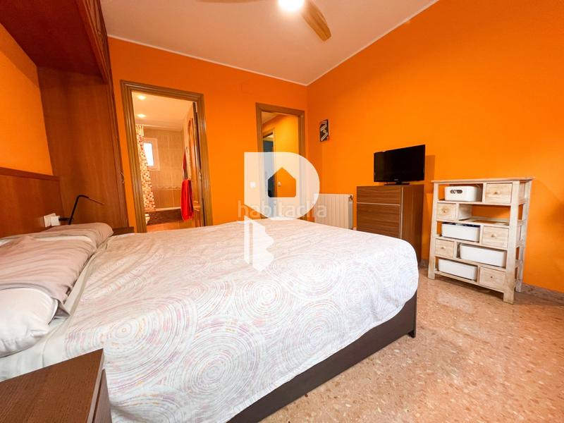 Foto 143aa86f-3351-441a-998b-4f8c0d42b05d. Piso  en el centro con parking en Cervelló