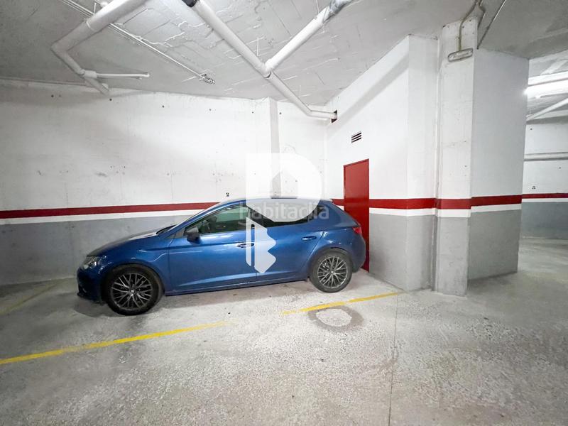 Foto 44925d7e-7fe3-4920-bc94-6a49a06835ad. Piso  en el centro con parking en Cervelló