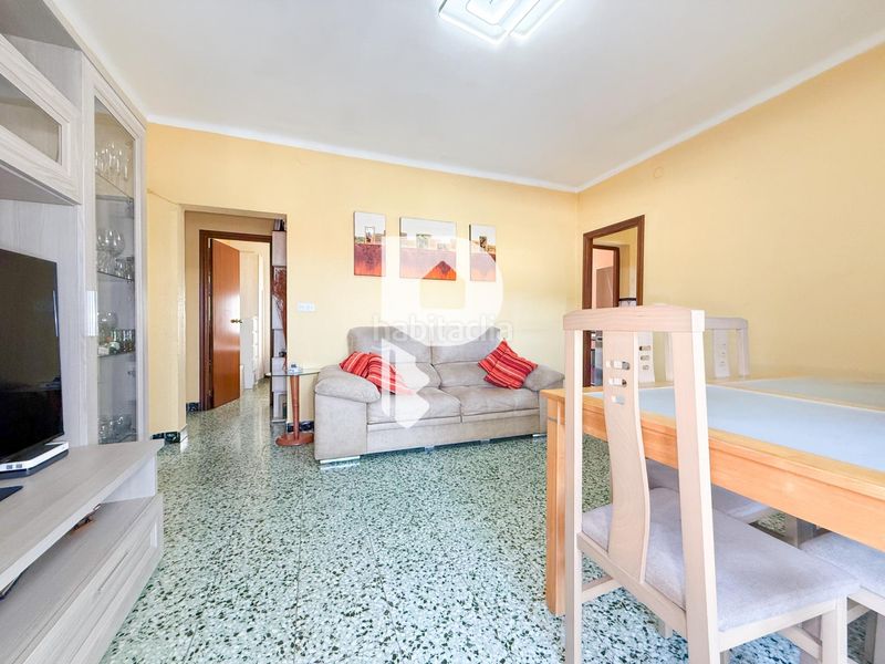 Foto d86e990d-1f8f-4c52-80c7-fd5f0f44e104. Casa amb calefacció aparcament piscina a Sant Vicenç dels Horts