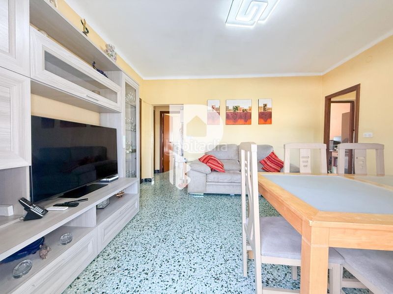 Foto e9960488-a5c2-4737-8819-f391cb961c71. Casa amb calefacció aparcament piscina a Sant Vicenç dels Horts