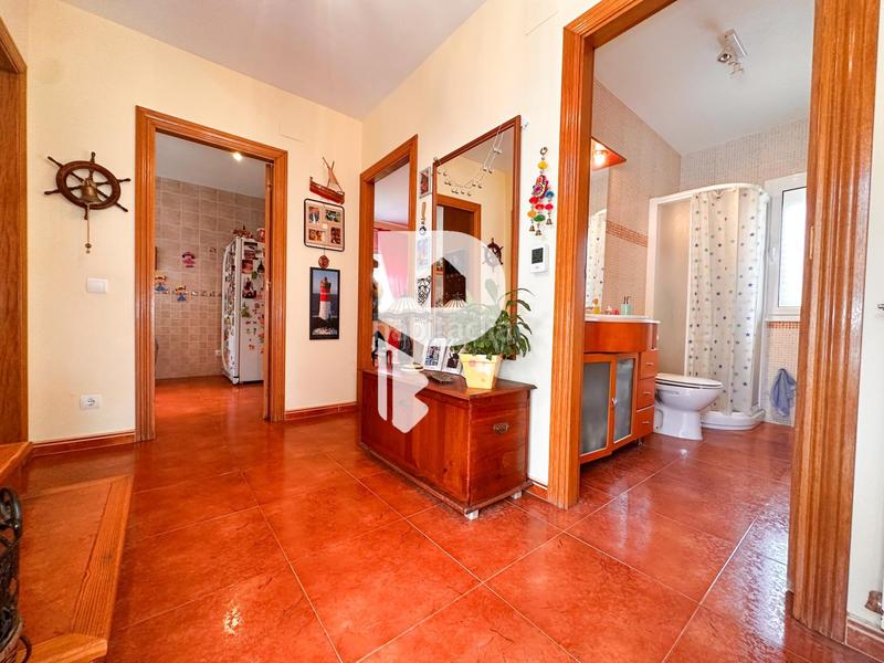 Foto 439e5587-663a-46ae-ba21-a89e01bce5fc. Maison avec chauffage parking dans Vallirana