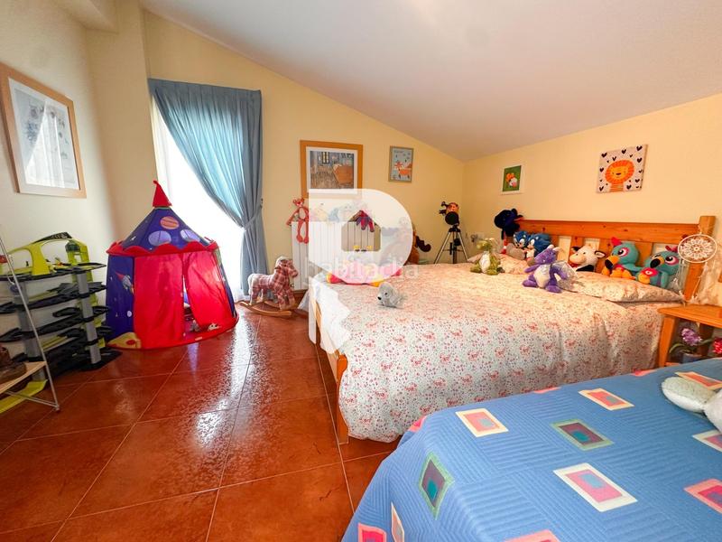 Foto b9bf1457-b1a8-47bf-9392-65807c928fdd. Maison avec chauffage parking dans Vallirana