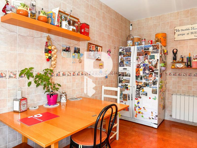 Foto c1c29f11-bd7c-4467-9db5-706581f8cd9f. Maison avec chauffage parking dans Vallirana