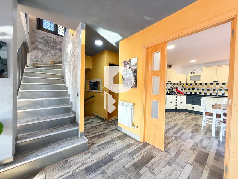 Foto 406a56c0-3c9b-4258-82e7-bc71acab0bc5. Chalet avec chauffage parking piscine dans Cervelló