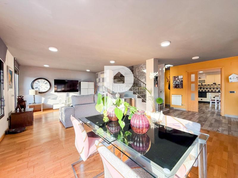 Foto 4903c00e-c36f-4710-912d-cae4d76626df. Chalet avec chauffage parking piscine dans Cervelló