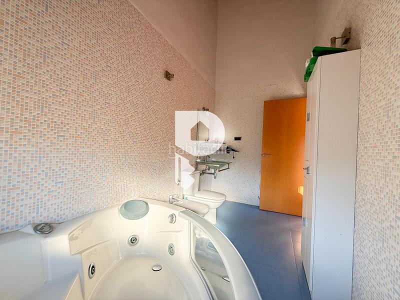 Foto 60ef8f9b-175b-4b36-a7c4-8d4c403a0229. Chalet avec chauffage parking piscine dans Cervelló