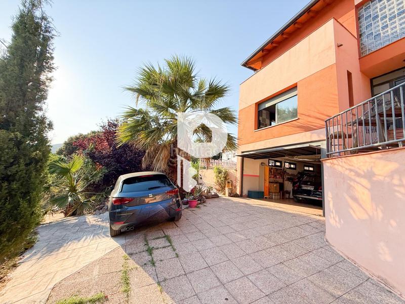 Foto 618740ef-154f-4245-8598-c8a041295b35. Chalet avec chauffage parking piscine dans Cervelló