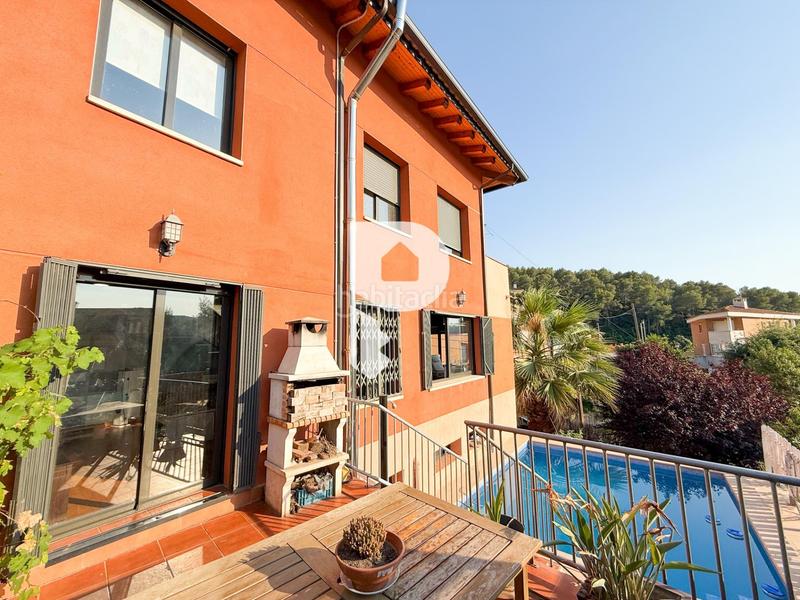 Foto 93fd3f8b-abf4-4933-9bbd-9ff77e36d514. Chalet avec chauffage parking piscine dans Cervelló