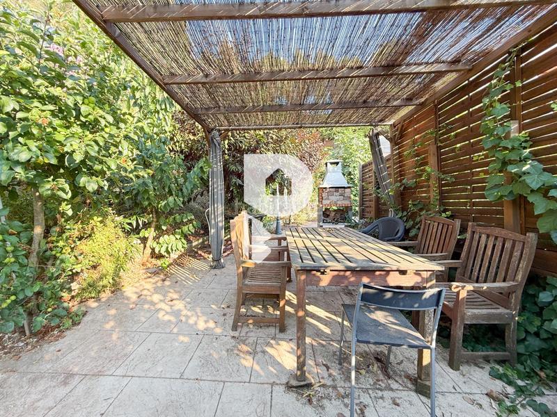 Foto ffb6fe7f-bae5-43b5-9475-3004f6d63ab5. Chalet avec chauffage parking piscine dans Cervelló