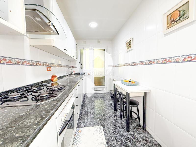 Foto 479b12f2-03ef-4db0-8f91-c02ba8e2cad5. Appartement avec chauffage parking dans Sant Vicenç dels Horts