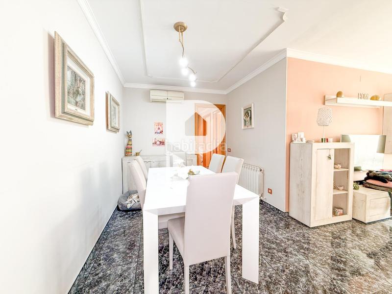 Foto 893c8b2e-9bf9-4beb-9870-a443fd4024e8. Appartement avec chauffage parking dans Sant Vicenç dels Horts