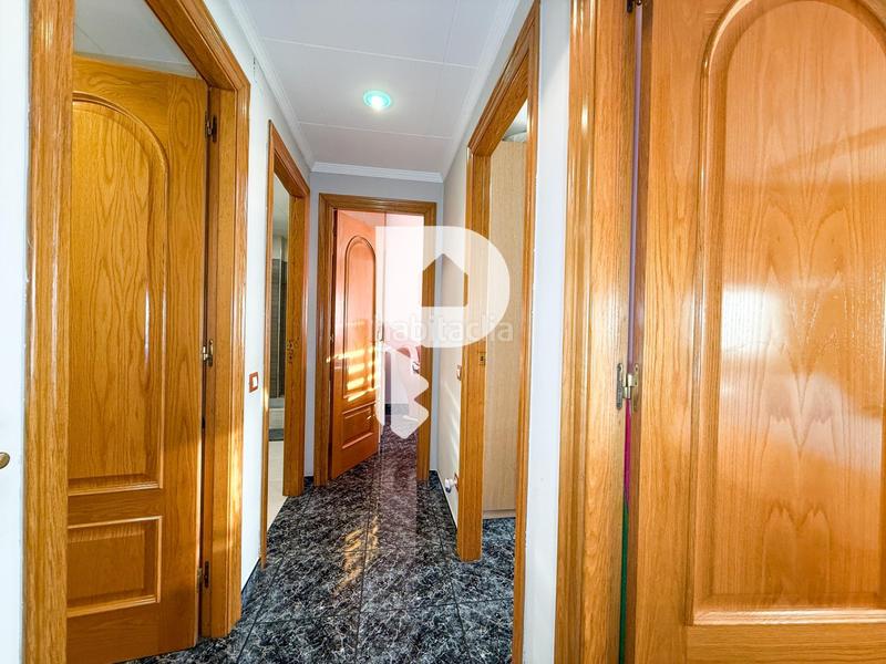 Foto c796ec41-ffd9-42b3-a2b5-63e0366c81f1. Appartement avec chauffage parking dans Sant Vicenç dels Horts