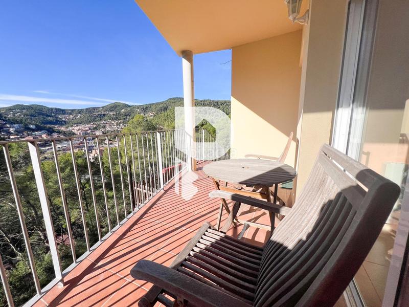 Foto 4c4c9aee-21de-4cad-a854-18d5e0a0dc9b. Casa amb calefacció aparcament a Cervelló