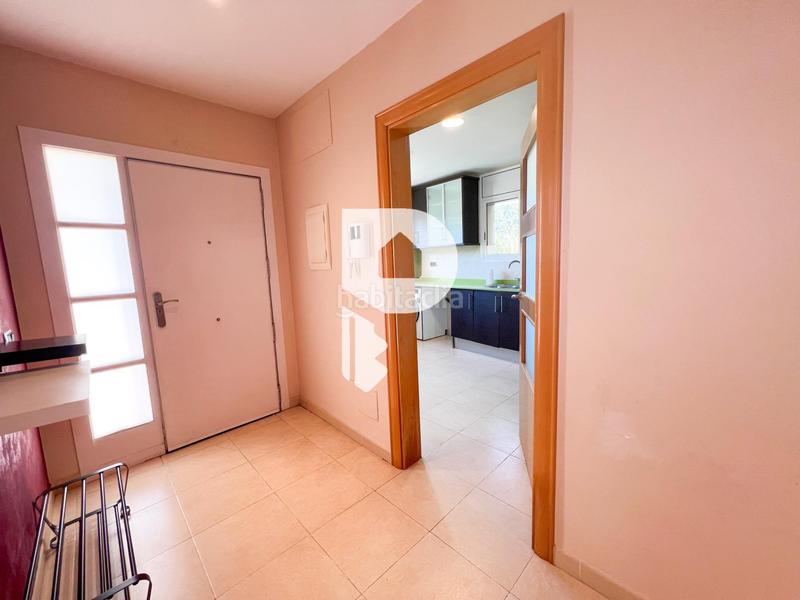 Foto 7e052f9c-22d5-47a2-9dd6-3671c02f2c0a. Casa amb calefacció aparcament a Cervelló