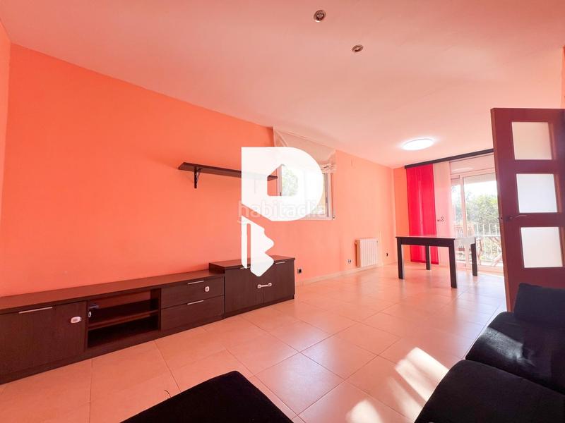 Foto d48b8c8a-e9f3-4042-916b-26cc72dab598. Casa amb calefacció aparcament a Cervelló