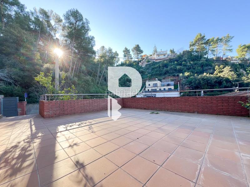 Foto 2e596e2a-09bf-4616-a80b-6b6a903b96b6. Casa amb calefacció a Vallirana