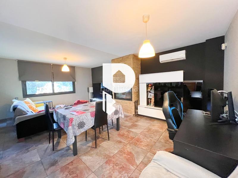 Foto a7513110-7090-4b98-b7e2-6ba6de3b8b69. Casa amb calefacció a Vallirana