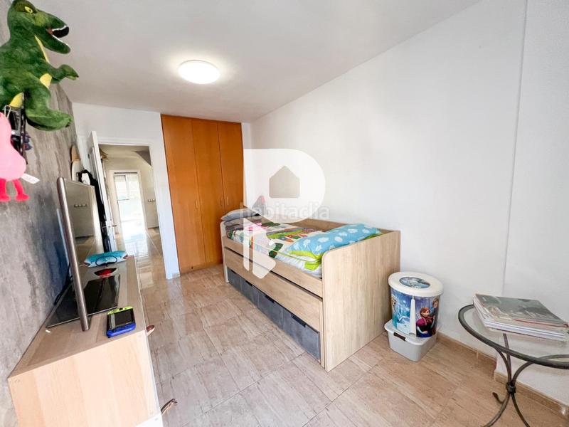 Foto 44fb44c9-ec7a-4d7a-8e48-ee7a404faf8d. Casa preciosa casa pareada en el centro en Abrera