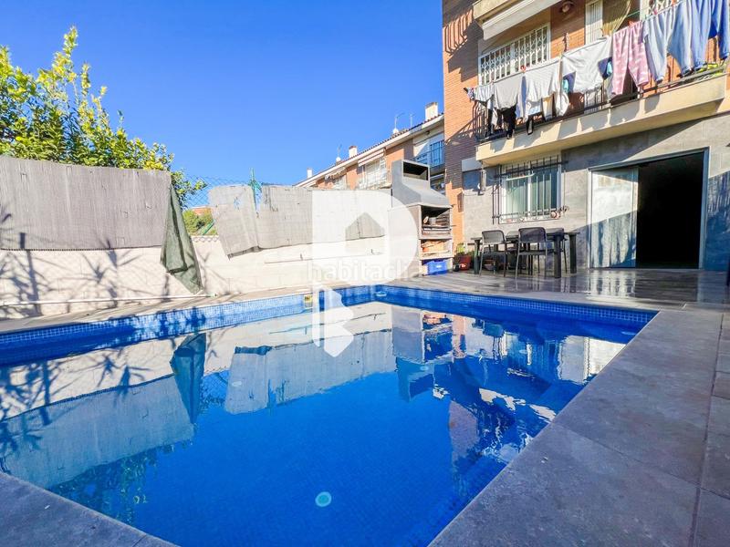 Foto 4a4c3aa2-3d9d-49ad-af27-a72ebc8de561. Casa preciosa casa pareada en el centro en Abrera