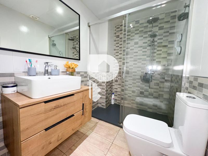 Foto 59b7960f-d247-4034-9479-ad95141b44ca. Casa preciosa casa pareada en el centro en Abrera